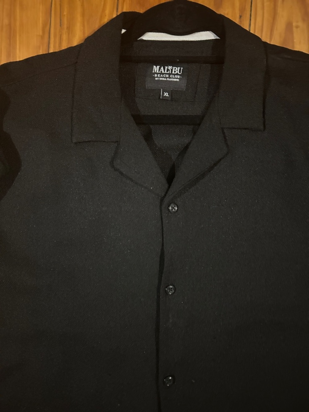 Malibu Black Short-Sleeve Casual Button-Down Shirt brand new NWOT - Picture 2 of 4